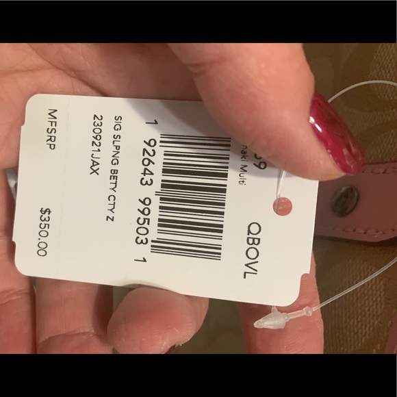 Authentic Coach leather Disney collection L.Edition zip top tote - Picture 10 of 12